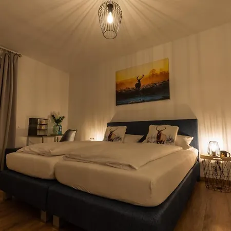 & Restaurant Zum Ochsen -ox Distillery Hotel 3*