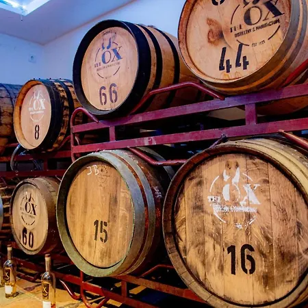 & Restaurant Zum Ochsen -ox Distillery