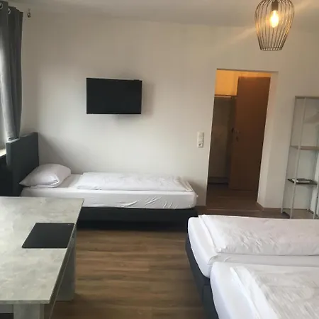 & Restaurant Zum Ochsen -ox Distillery Hotel